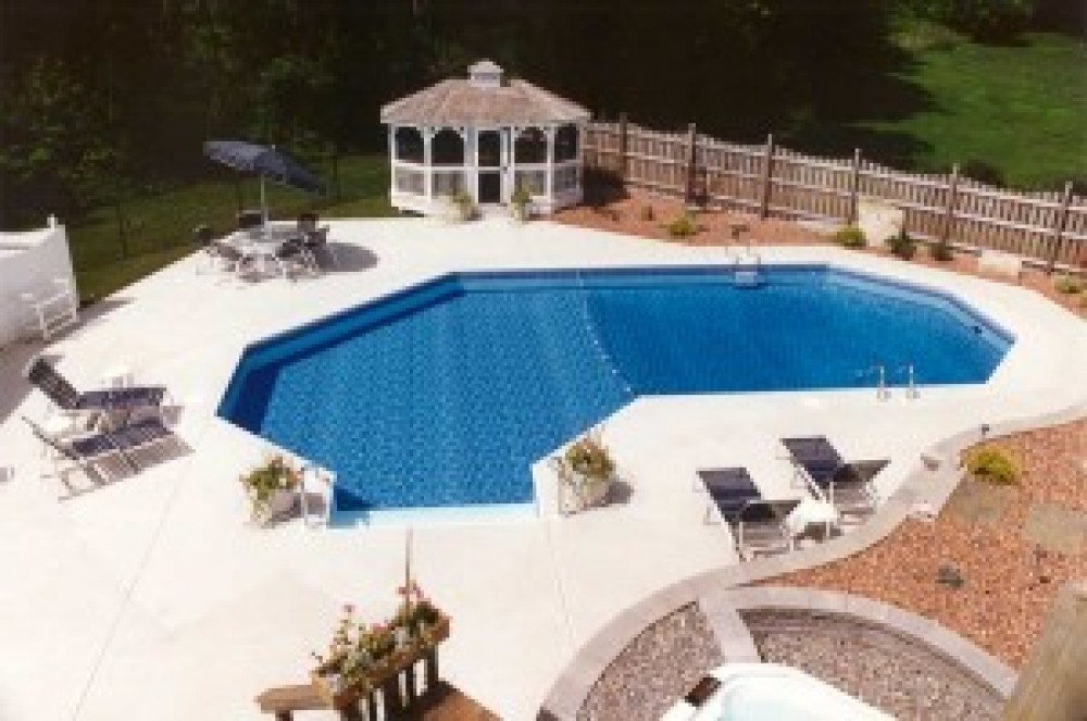 Photo By Merodynamic Pools Inc.. 