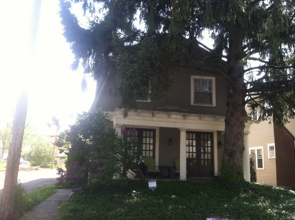 Photo By Ohio Exteriors. Odyssey 4" Clapboard Siding (Storm) With Owens Corning Estate Gray Roofing